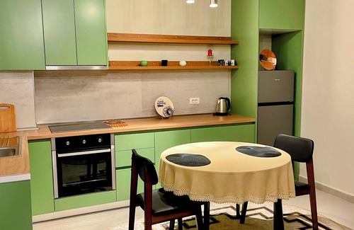 Divjake Apartment | Green Trails Apartment - Completely renovated - Mountain view - City Center