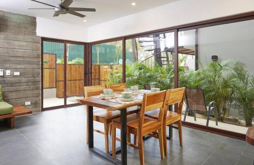 Tamarindo House | Green Turtle Townhome #4 Private Pool & Garden 300Mtrs to Beach