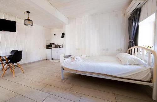 Beit Hillel Cabin | GREEN VACATION