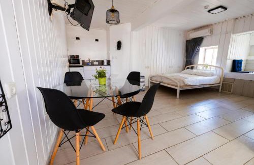 Beit Hillel Cabin | GREEN VACATION