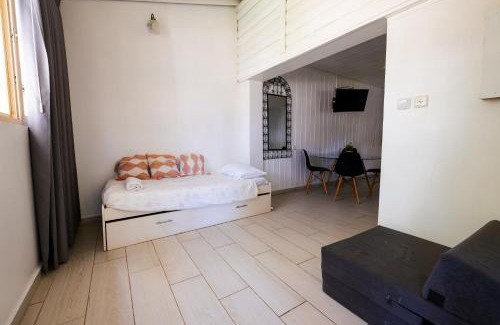 Beit Hillel Cabin | GREEN VACATION