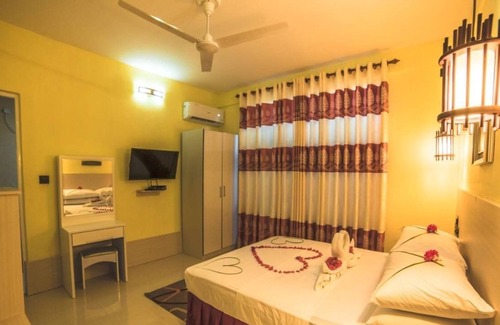 Hithadhoo House | Green Wing