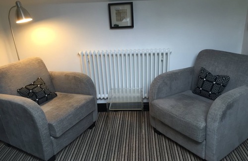 Llangollen Cabin | Greenbank Lodge Llangollen