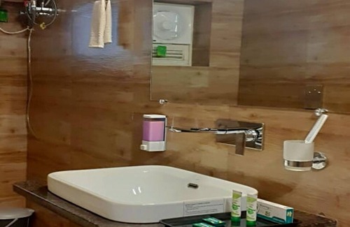 Pachmarhi Hotel | Greendale Resort