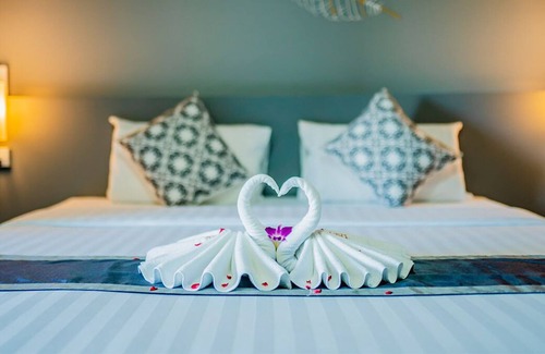Thep Kasattri Condo | Greenery Loft Phuket only 20 minutes to Bang Tao Beach