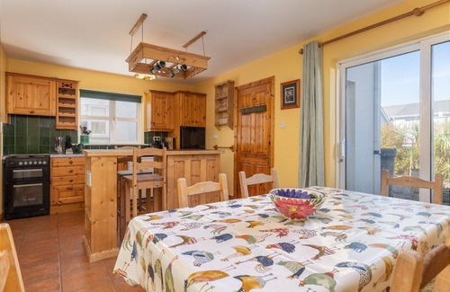 Lahinch House | Greenfield Park 10 (15min walk to Lahinch Beach)