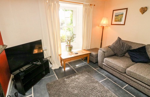 Settle Cottage | GREENGATES FARM, pet friendly in Horton-In-Ribblesdale