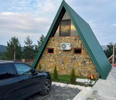 Zabljak House | Greenland