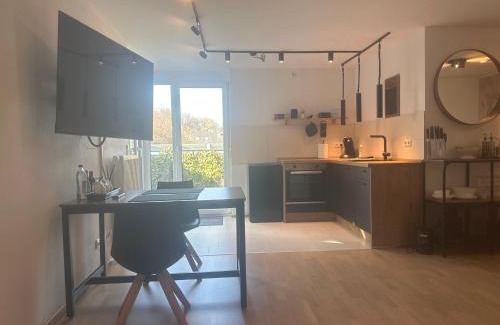 Lappersdorf Apartment | GreenLeaf Lappersdorf - Terrasse - A93 Anbindung - Netflix - Stadtnah