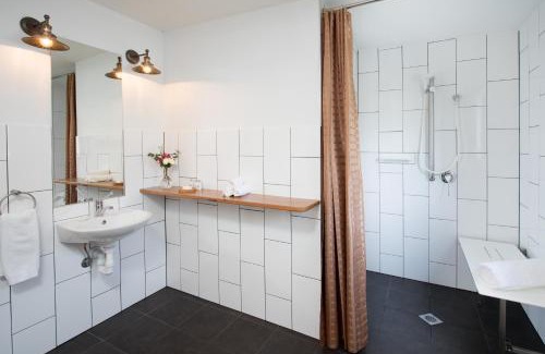 Sarabah House | Greenlee Cottages