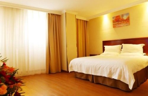 Yixiu District Hotel | GreenTree Inn Anhui Anqing Guangcaisiqi Business Hotel
