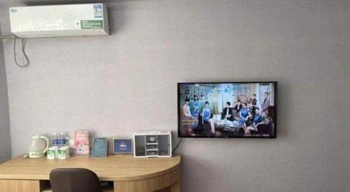 Yaohai Hotel | GreenTree Inn Anhui Yaohai District MingGuang Road Bus Station Express Hotel