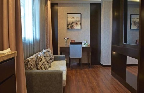 Xinbei Hotel | GreenTree Inn Changzhou Dinosaur Park Global Harbor Express Hotel