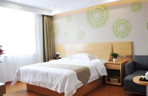 Mengzhou Hotel | GreenTree Inn Henan Jiaozuo Mengzhou Huifeng Road Express Hotel