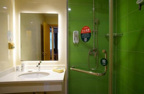 Xingtai Hotel | GreenTree Inn Xingtai Renze District People Street Business Hotel