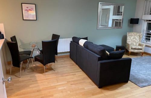 Greenwich West Apartment | GREENWICH CENTRE NKY APARTMENT