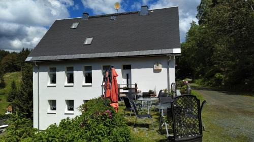 Klingenthal House | Greizer Kammhütte Gaststätte & Pension