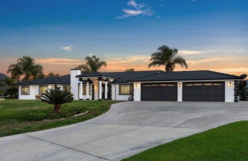 Temecula House | Grenache Estate - Nestled in Temecula Wine Country