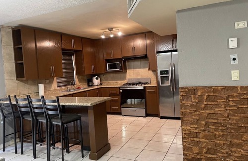 Juarez Municipality House | Grenada Near consulate/airport, we invoice.