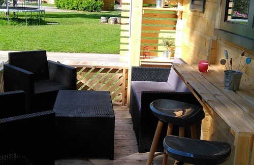 Bar-sur-Aube Ski Chalet | Gretel's cabin