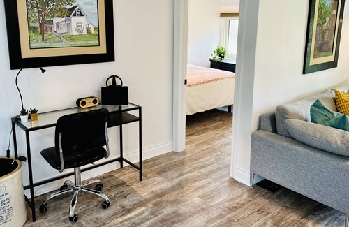 Port Stanley House | Grey Cottage: Indoor and Outdoor Living at It's Best!