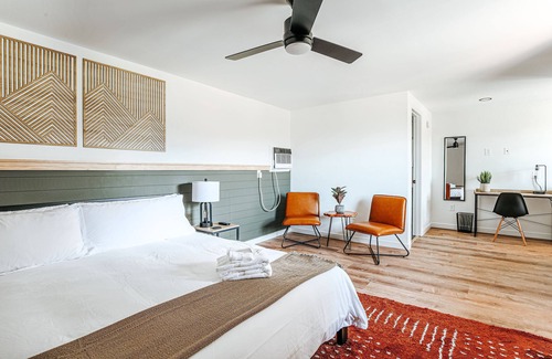 Waynesboro Hotel | Grey Pine Lodge
