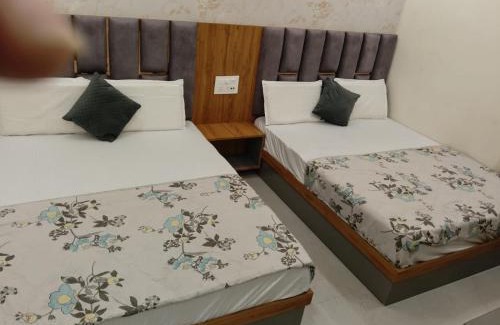 Amritsar Bed & Breakfast | Grey stone stays-150 meters From Golden Temple