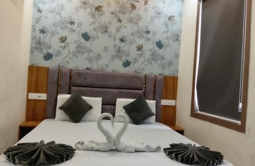 Amritsar Bed & Breakfast | Grey stone stays-150 meters From Golden Temple