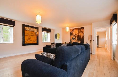 Nunthorpe House | Grey Towers Stables 3 bedroom set in private grounds