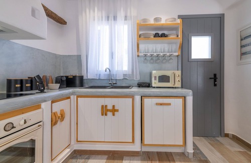 Glinado House | Grey Villa - Naxian Sunset Villas complex