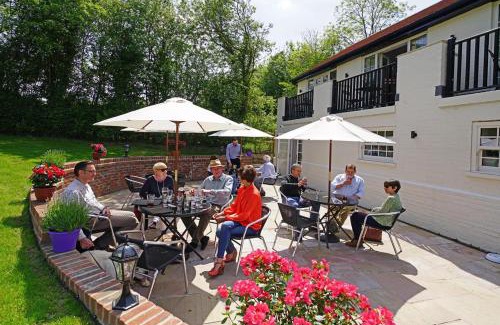 Edenbridge Bed & Breakfast | Greyhound Hever