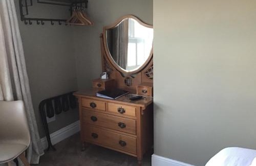 Ruswarp House | Greystones guesthouse