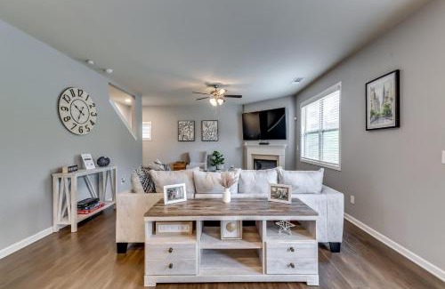 Cliftondale House | Greywind Retreat ~ 5 Star Location ~ Office ~ Parking