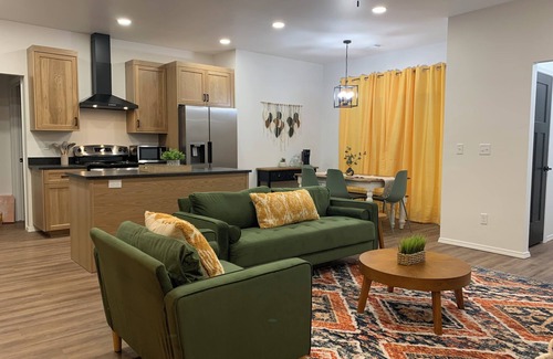 Canyon House | Griffin's Hangout 3 BR 2 Bath near Palo Duro Canyon and WT