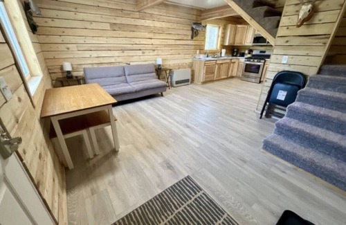 Kenai Cabin | Grill|Close to Fishing|Cabin 6