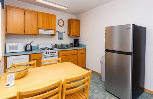 Kenai Cabin | Grill|Close to Fishing|Cabin 2