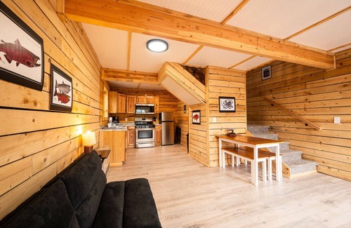 Kenai Cabin | Grill|Close to Fishing|Cabin 7