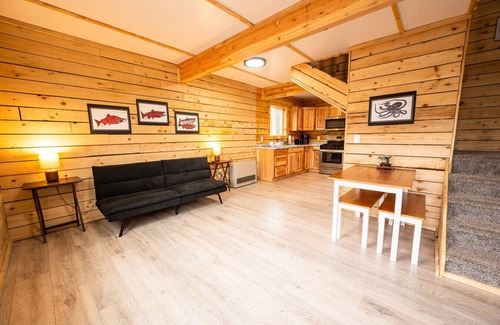 Kenai Cabin | Grill|Close to Fishing|Cabin 7