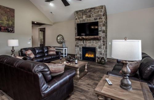 Ruidoso House | Grindstone Lake Lodge