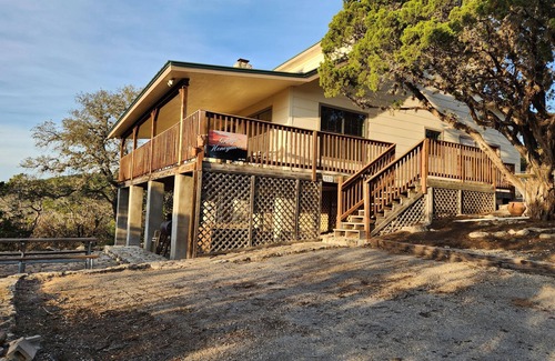 Concan Cabin | Gringo Honeymoon - Best view in Concan
