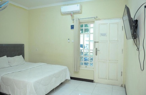 West Semarang Hotel | Griya Agnes Semarang Mitra RedDoorz