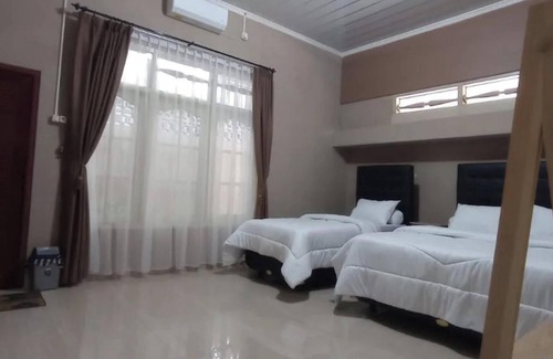 Surakarta House | Griya Al Mukmin
