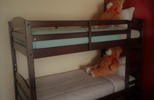Evanston Hotel | Grizzly Inn
