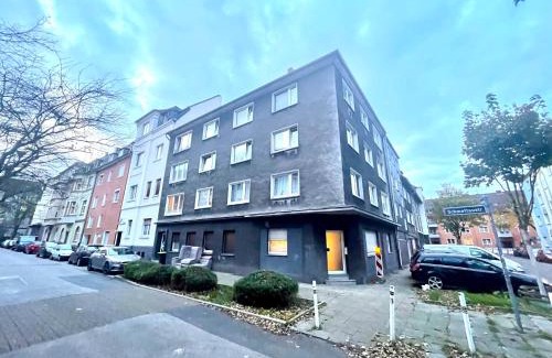 Sudostviertel Apartment | Große 80qm 3 Zimmer Wohnung, nahe Messe & Klinikum, 2x 55" Smart TV, Netflix, Keyless
