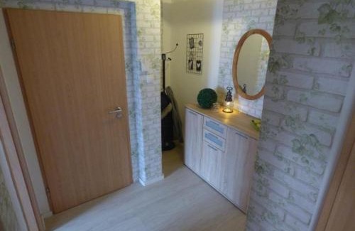 Wilhelmshaven Apartment | Große Ferienwohnung Genius mit Garten