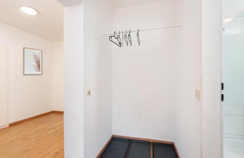 Baesweiler Apartment | Große Wohnung mit 7 Betten und Balkon