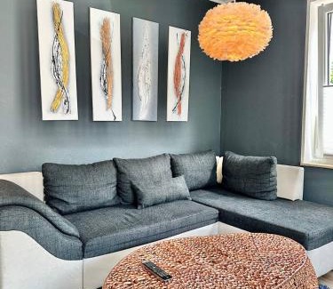 Haarenesch Bed & Breakfast | Großes City-Ferienhaus mit Terrasse, Grill und Parkplatz F19
