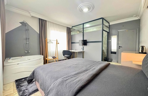 Yenisehir Hotel | Grond Konaklama Mersin