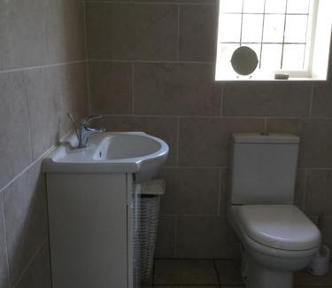 Thornton-Cleveleys House | Grooms cottage