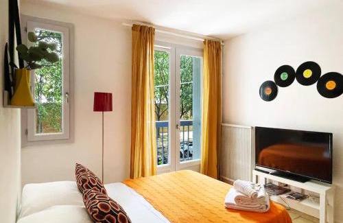 Toulouse City-Centre Apartment | Groovy by Yumē